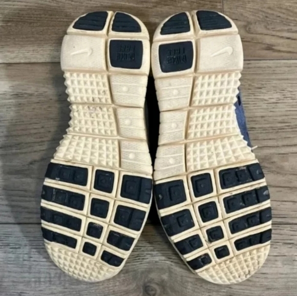 Nike Free Run Trail Running Shoes mens sz 8 Womens 9.5 JQ2 Thunder Blue unisex - Picture 7 of 8